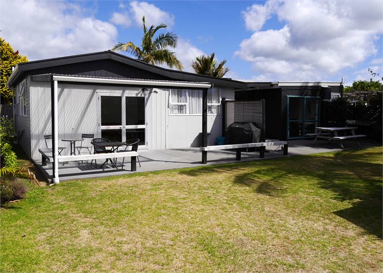 Location, Location, Location, Whitianga Whitianga Bach for rent