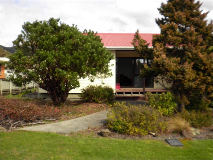 Kiwi holiday home Picton Holiday Home for rent Holiday Houses