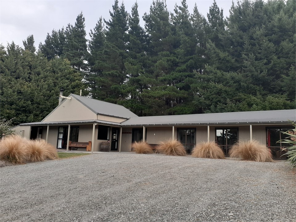 Snowdon Shearers Quarters Windwhistle Farmhouse for rent Holiday Houses