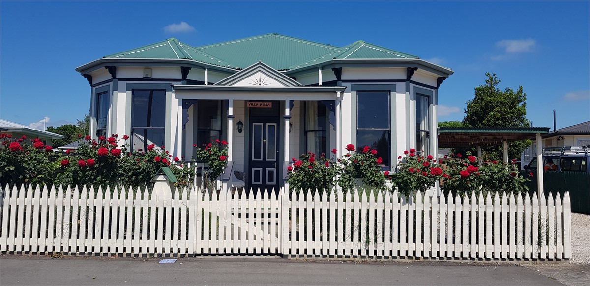 Villa Rosa Martinborough Holiday Home for rent Holiday Houses