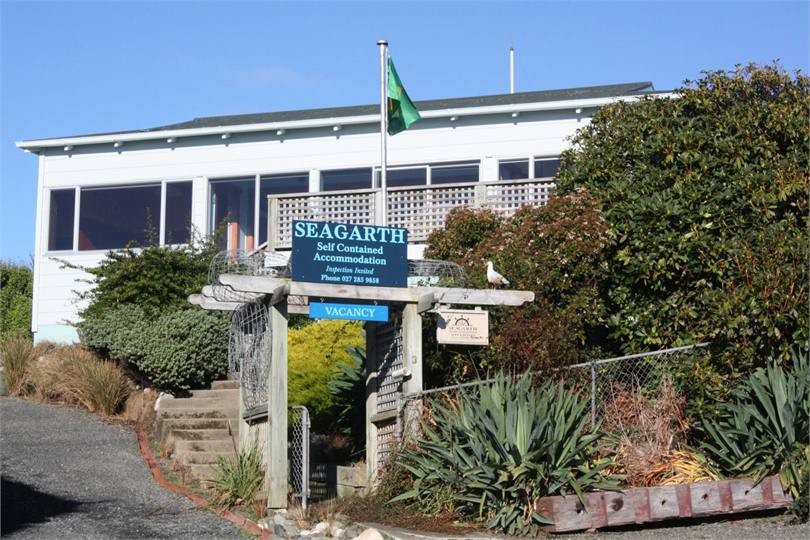 Seagarth Riverton Beach House for rent Holiday Houses